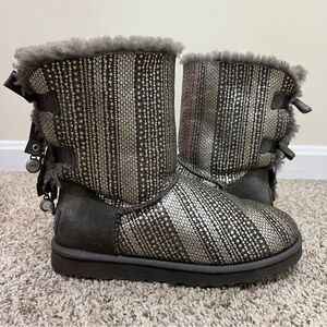 UGG Bailey Bow Swarovski Silver Gray Boot Women’s Size 8
